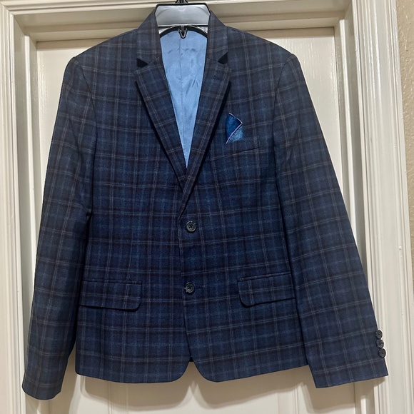 Class Club Plaid Sports Coat - Picture 1 of 14